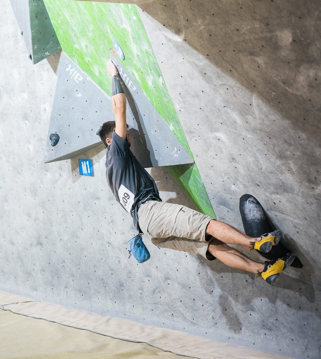 Toe hooking